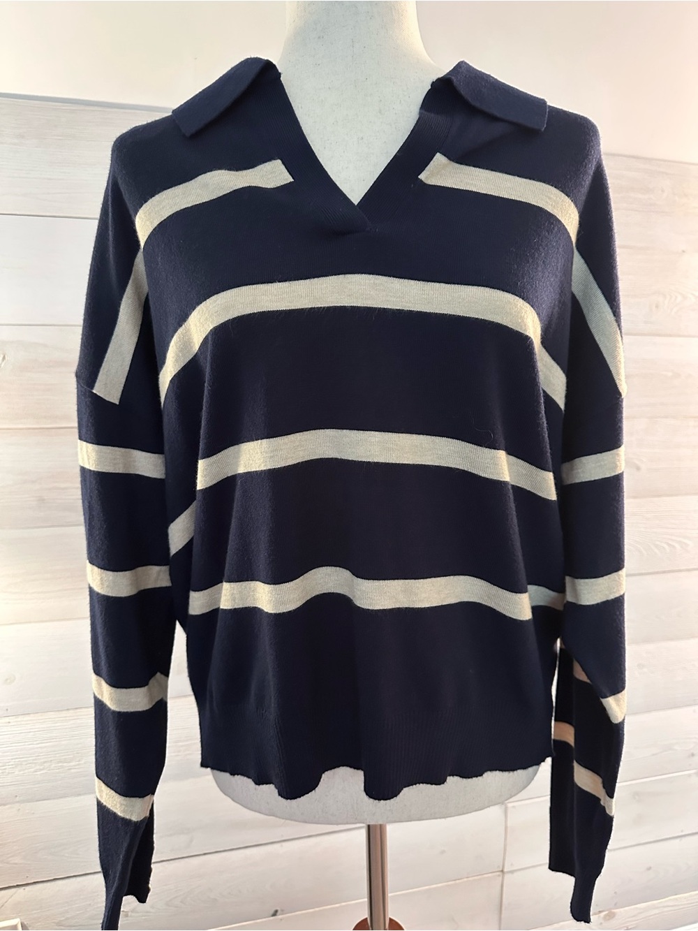 Striped Navy and Cream V‑Neck Collared Sweater - XL
